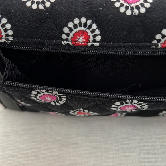 Trifold Clutch Wallet in Recycled Cotton - Picture 6 of 9